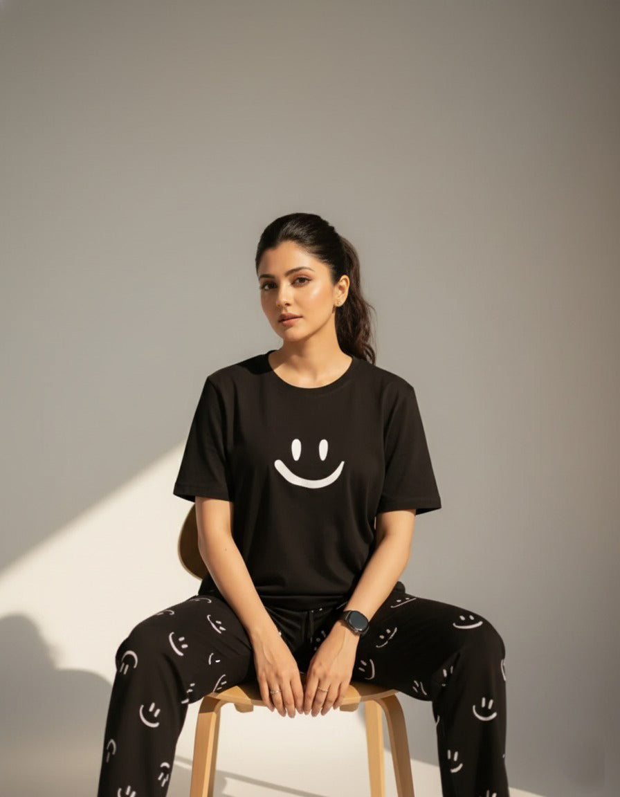 BLACK SMILEY PRINTED - PJ SUIT FOR WOMEN