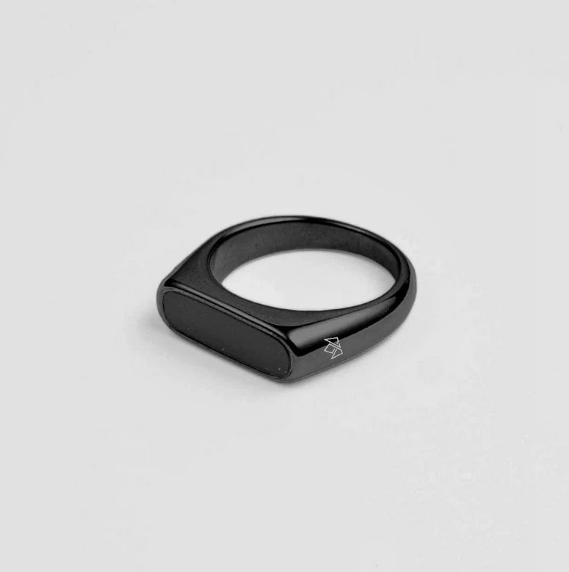 Rounded Rectangle SIgnet Bar Ring - BLACK