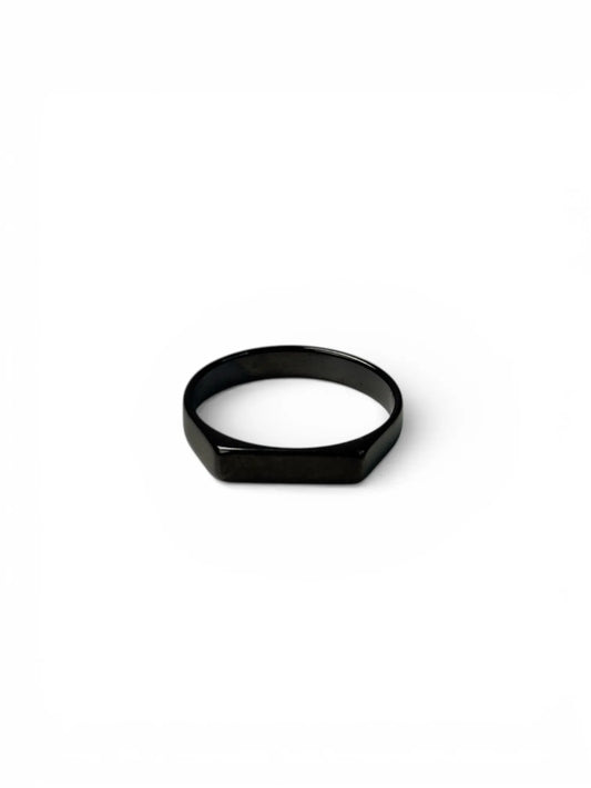 SIGNET RING - BLACK