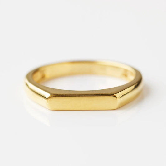 SIGNET RING - GOLDEN