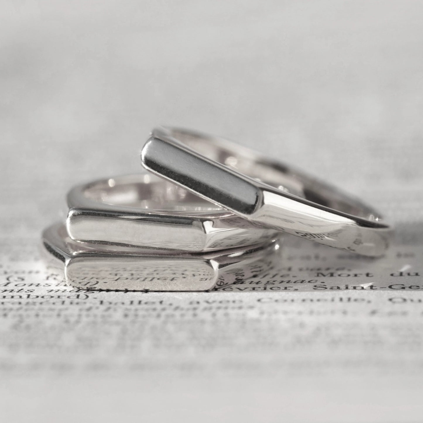 SIGNET RING - SILVER